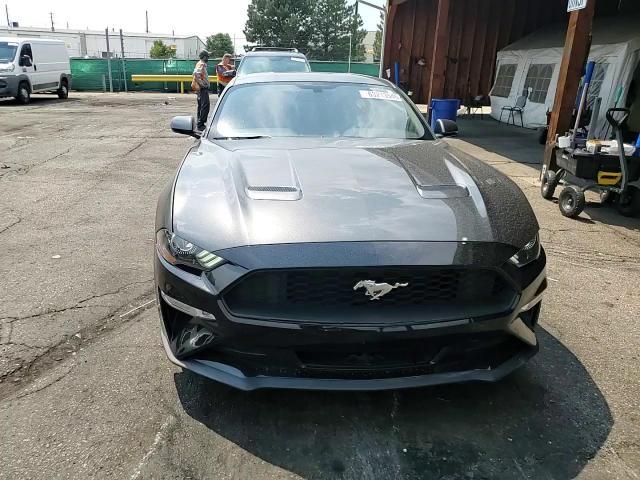 2018 Ford Mustang - zdjęcie 13