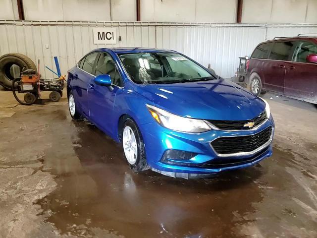 2018 Chevrolet Cruze Lt - zdjęcie 13