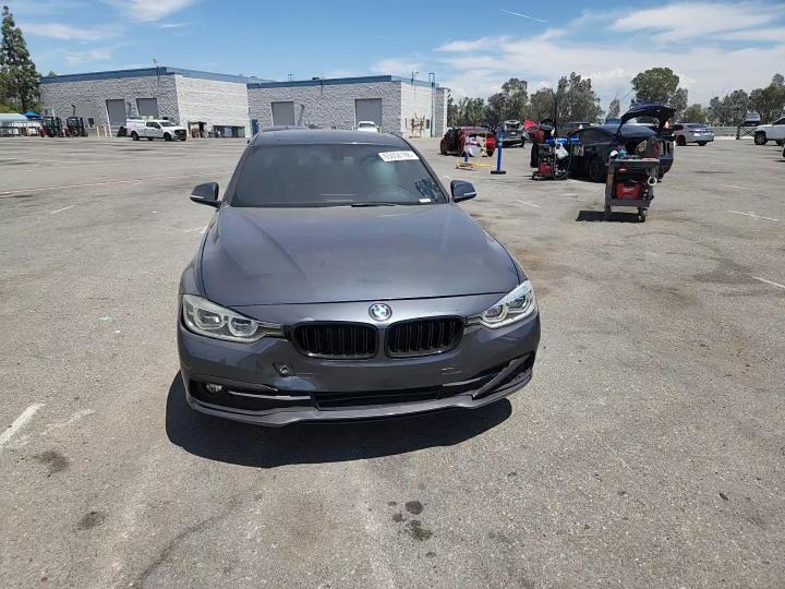 2018 BMW 330 I - zdjęcie 13
