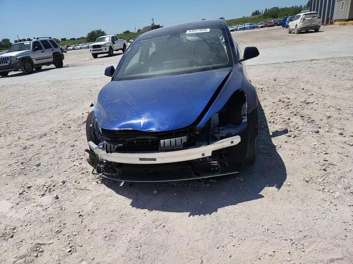 2023 Tesla Model 3 - zdjęcie 14