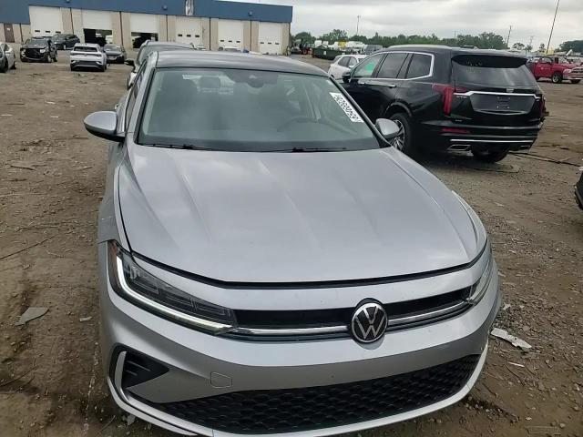 2025 Volkswagen Jetta Se - zdjęcie 13