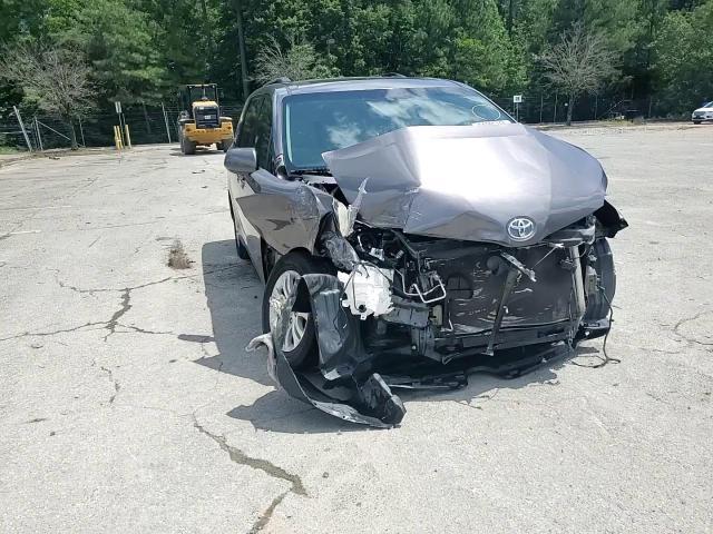 2017 Toyota Sienna Xle Premium 8-Passenger - zdjęcie 15