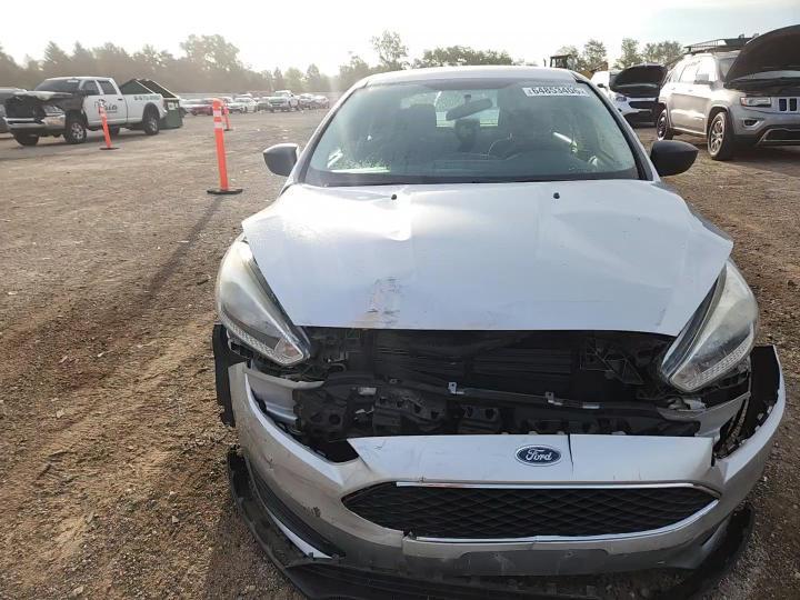 2016 Ford Focus S - zdjęcie 13