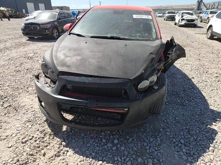 2015 Chevrolet Sonic Lt - zdjęcie 14