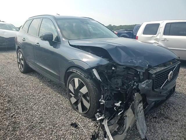 2025 Volvo Xc60 Plus - zdjęcie 14