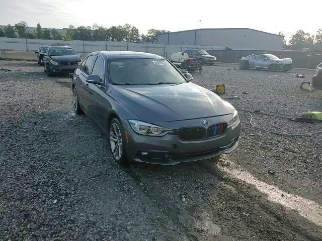2018 BMW Seria 3 330i - zdjęcie 13