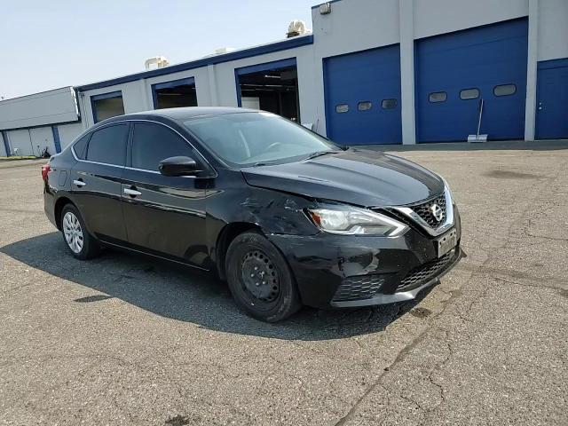 2019 Nissan Sentra S - zdjęcie 13
