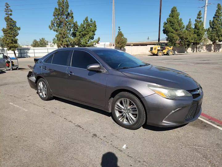 2015 Toyota Camry Se - zdjęcie 13