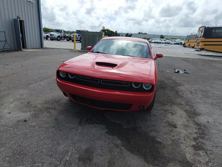 2022 Dodge Challenger R/T - zdjęcie 13
