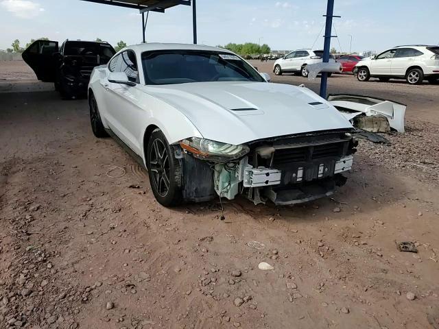 2018 Ford Mustang - zdjęcie 14