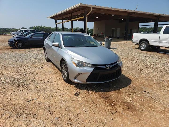 2017 Toyota Camry Se - zdjęcie 13
