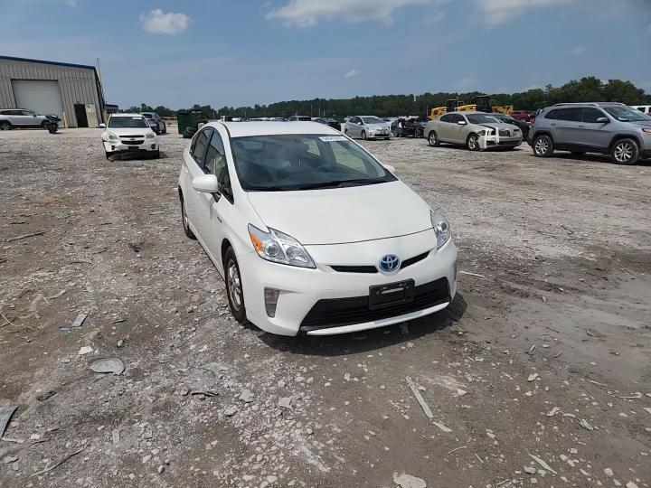 2014 Toyota Prius Two - zdjęcie 14