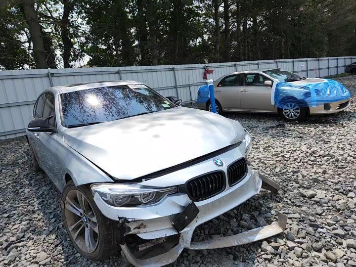 2018 BMW Seria 3 330i - zdjęcie 13