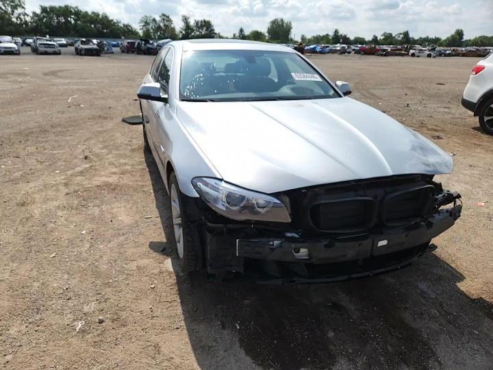 2015 BMW Seria 5 535i - zdjęcie 13