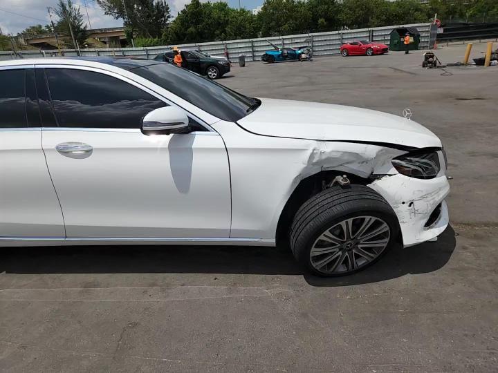 2020 Mercedes-Benz E 450 4Matic - zdjęcie 13