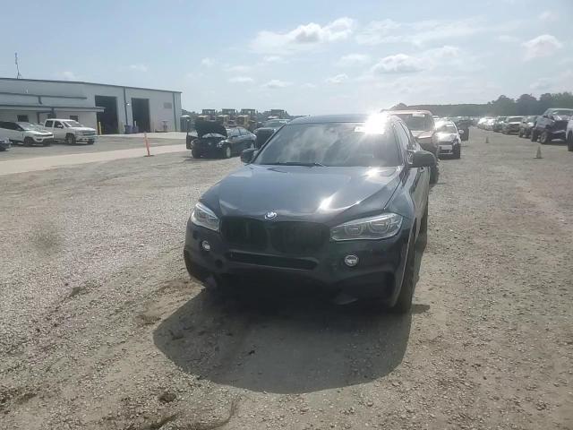 2016 BMW X6 xDrive50I - zdjęcie 14