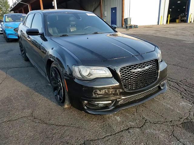 2020 Chrysler 300 S - zdjęcie 13