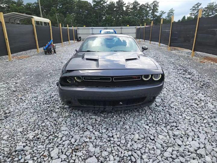 2017 Dodge Challenger R/T - zdjęcie 13