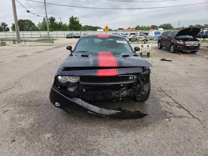 2014 Dodge Challenger Sxt - zdjęcie 13