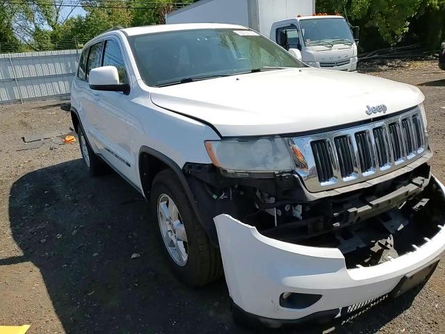 2013 Jeep Grand Cherokee Laredo - zdjęcie 12
