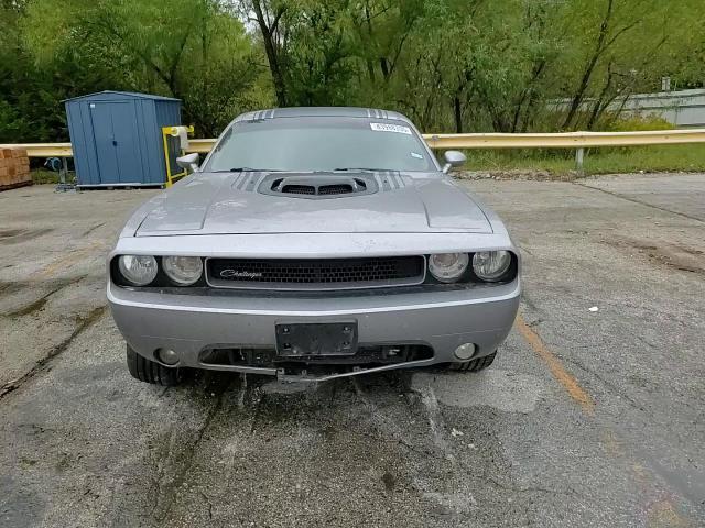 2014 Dodge Challenger R/T - zdjęcie 13