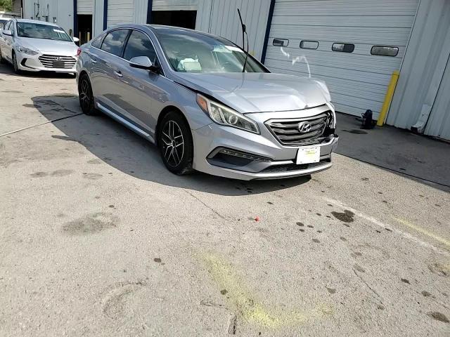 2016 Hyundai Sonata Limited - zdjęcie 13