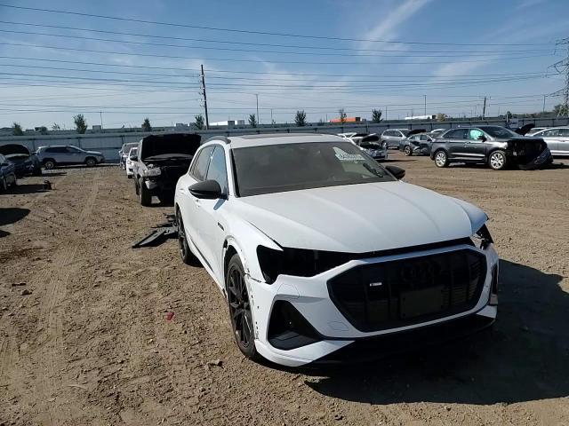 2022 Audi e-tron - zdjęcie 15