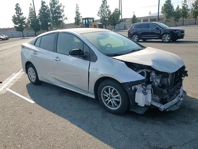 2022 Toyota Prius Night Shade - zdjęcie 14