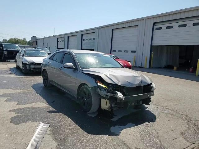 2021 Hyundai Elantra Sel - zdjęcie 14