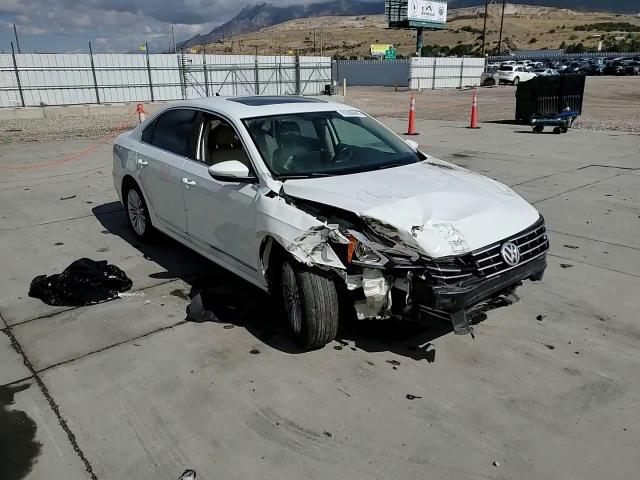 2016 Volkswagen Passat Se - zdjęcie 14