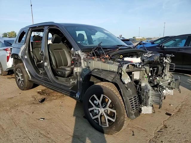 2025 Jeep Grand Cherokee Limited - zdjęcie 14