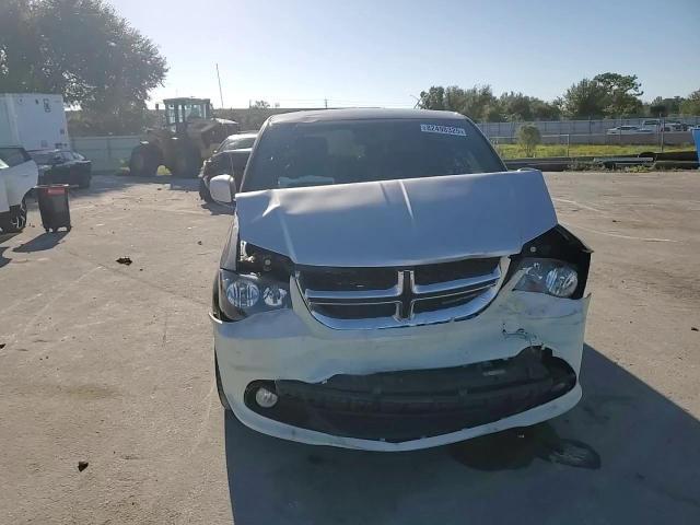 2017 Dodge Grand Caravan Gt - zdjęcie 14