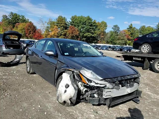 2019 Nissan Altima - zdjęcie 14