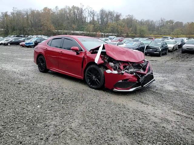 2022 Toyota Camry - zdjęcie 13