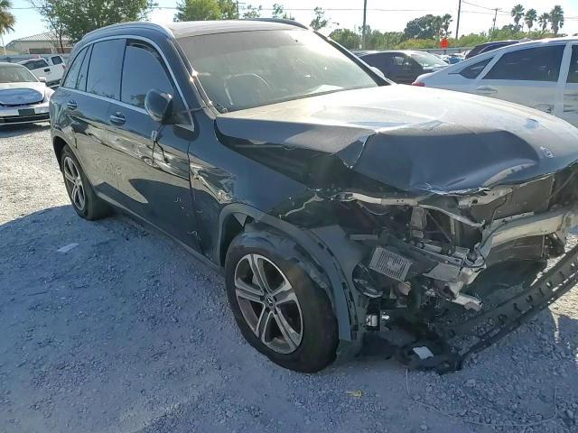 2019 Mercedes-Benz GLC - zdjęcie 14