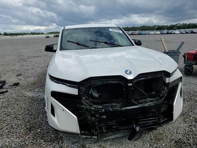 2025 BMW XM - zdjęcie 15