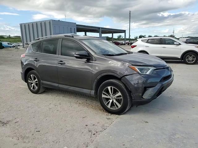 2018 Toyota RAV 4 - zdjęcie 14