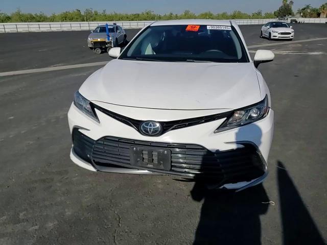 2021 Toyota Camry - zdjęcie 13