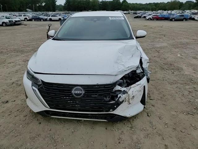 2025 Nissan Sentra - zdjęcie 13