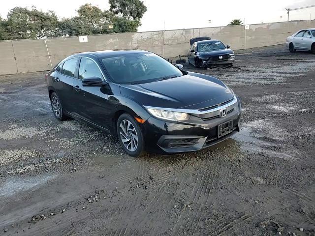 2018 Honda Civic - zdjęcie 13