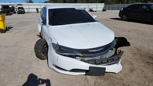 2015 Chrysler 200 Limited - zdjęcie 13
