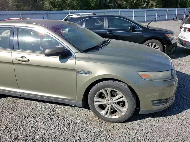 2013 Ford Taurus - zdjęcie 14