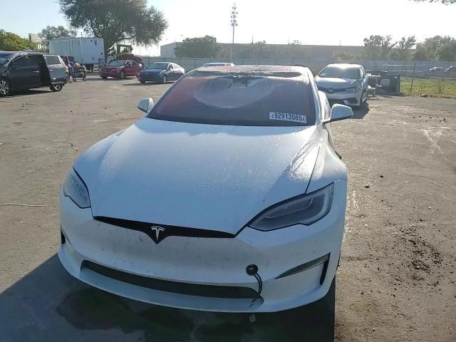 2022 Tesla Model S - zdjęcie 13