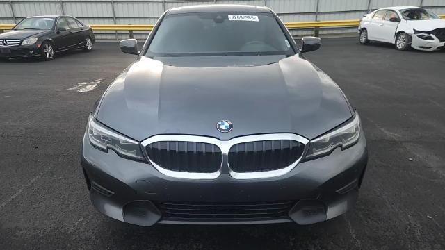 2019 BMW 330I - zdjęcie 13