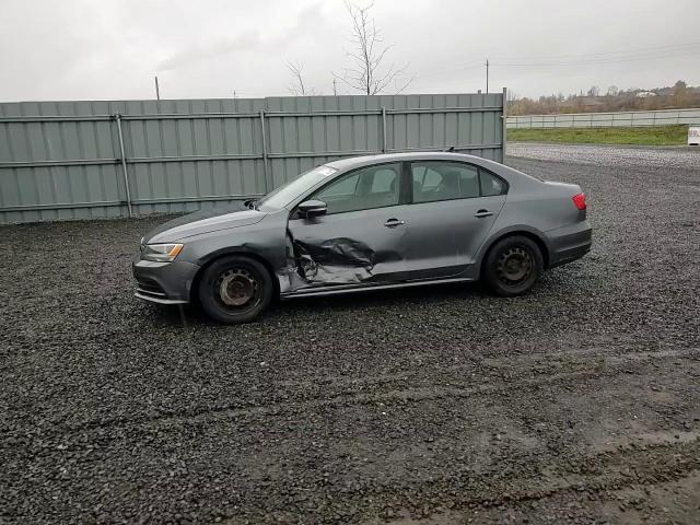 2015 Volkswagen Jetta - zdjęcie 14