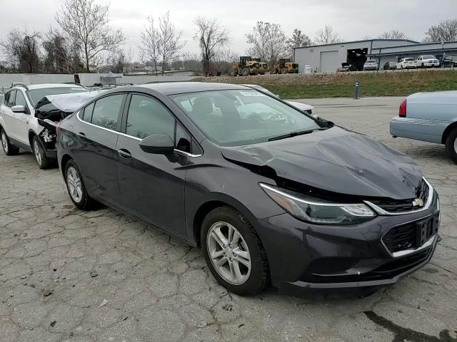 2017 Chevrolet Cruze Lt - zdjęcie 13