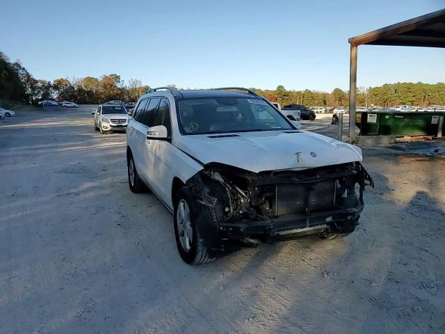 2017 Mercedes-Benz Klasa GLS - zdjęcie 13