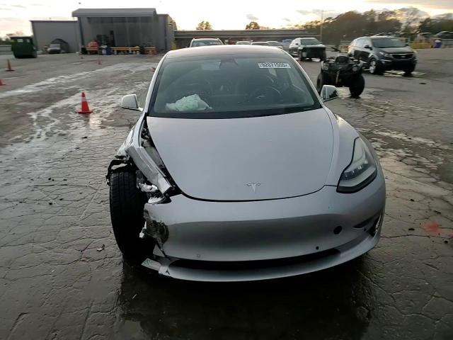 2018 Tesla Model 3 - zdjęcie 13