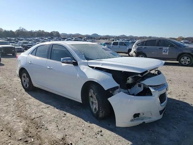 2016 Chevrolet Malibu - zdjęcie 14