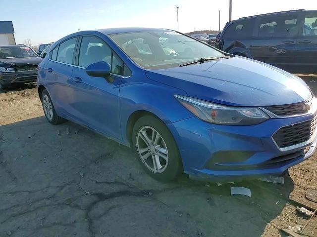 2018 Chevrolet Cruze - zdjęcie 13